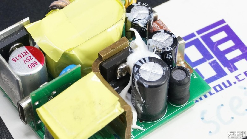 绿联usb type c pd快充评测拆解