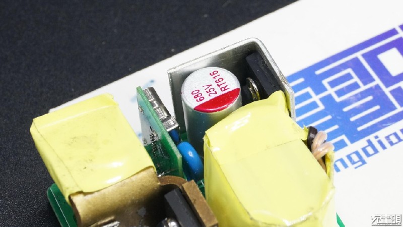 绿联usb type c pd快充评测拆解