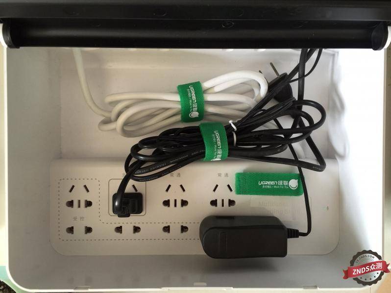 绿联插座收纳整理功能