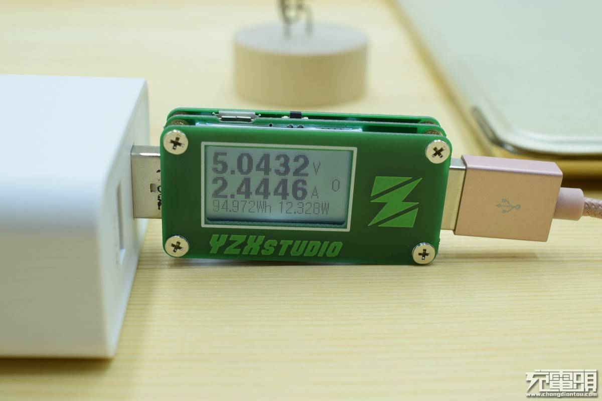 ugreen绿联-更专业更安心的数码品牌 绿联qc3.0 华为fcp快充充电器测评3