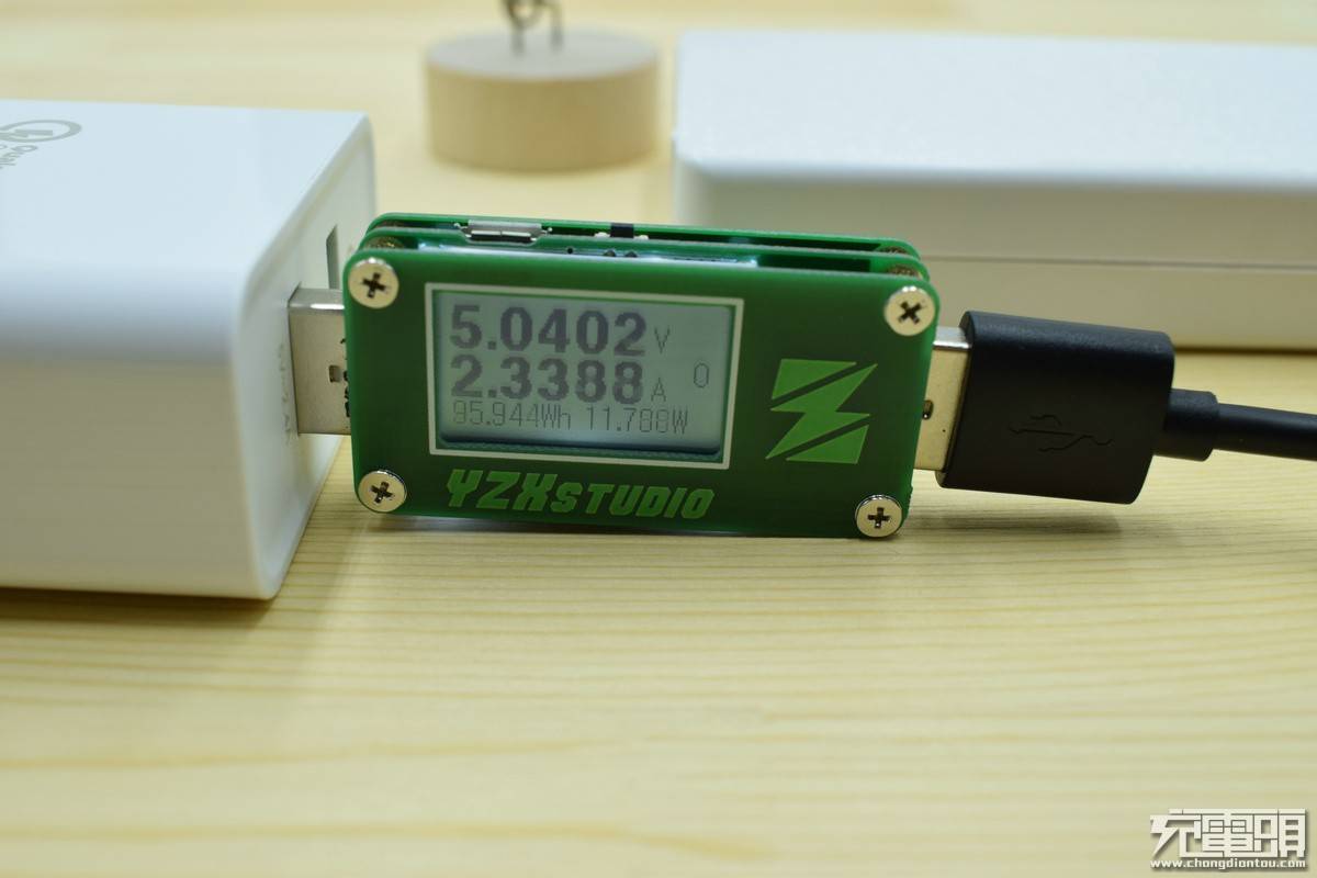 ugreen绿联-更专业更安心的数码品牌 绿联qc3.0 华为fcp快充充电器测评3