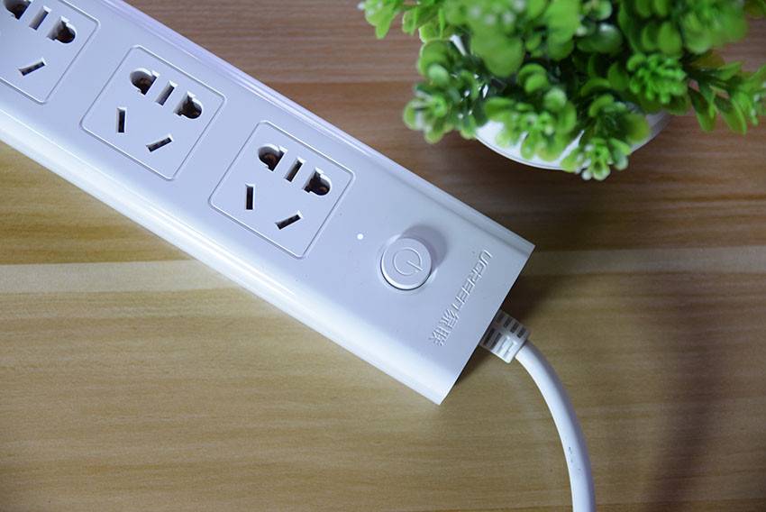 绿联排插，绿联4位总控排插