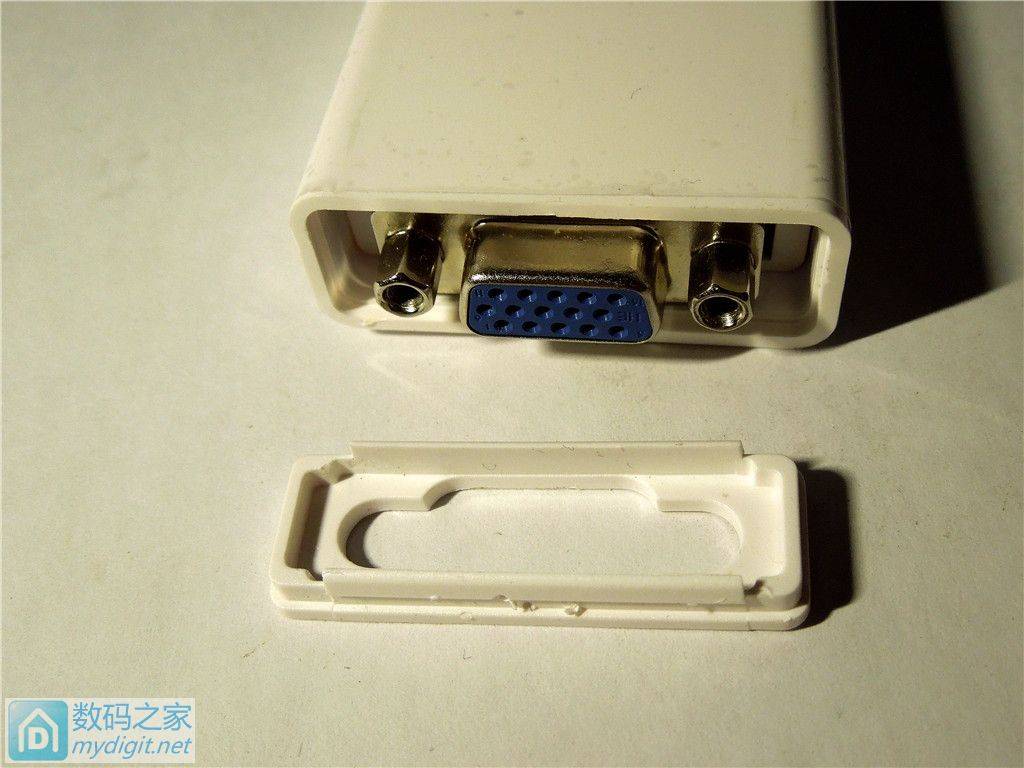 拆解 绿联（ugreen）40247 hdmi转vga线转换器，质量还不错！