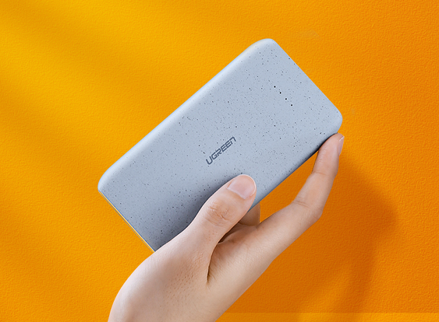 绿联夏日款10000毫安移动电源来袭，色彩清凉售价69元