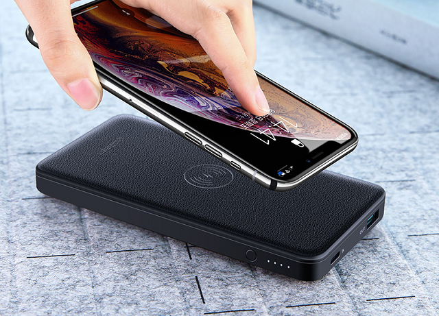 这三款充电宝让你出门无需带充电线,最后一款太方便! 绿联10000mah无线充电宝