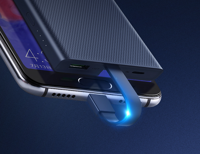 这三款充电宝让你出门无需带充电线,最后一款太方便! 自带线充电宝出门不用带充电线