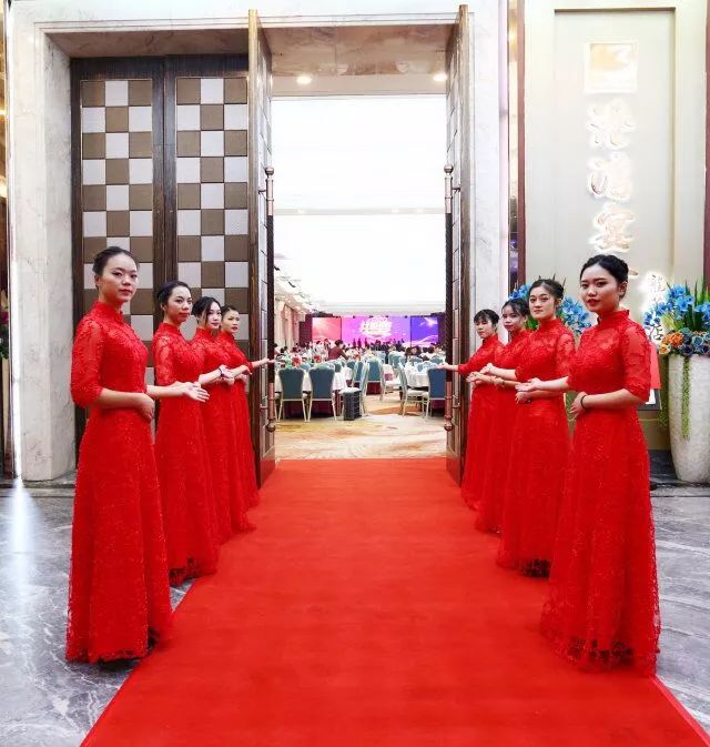 会玩!2019绿联年会盛典好嗨哟! 会玩!2019绿联年会盛典好嗨哟!