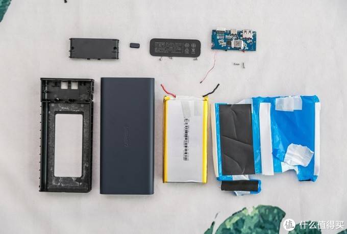 绿联20000mah scp双向快充充电宝拆解，真材实料！