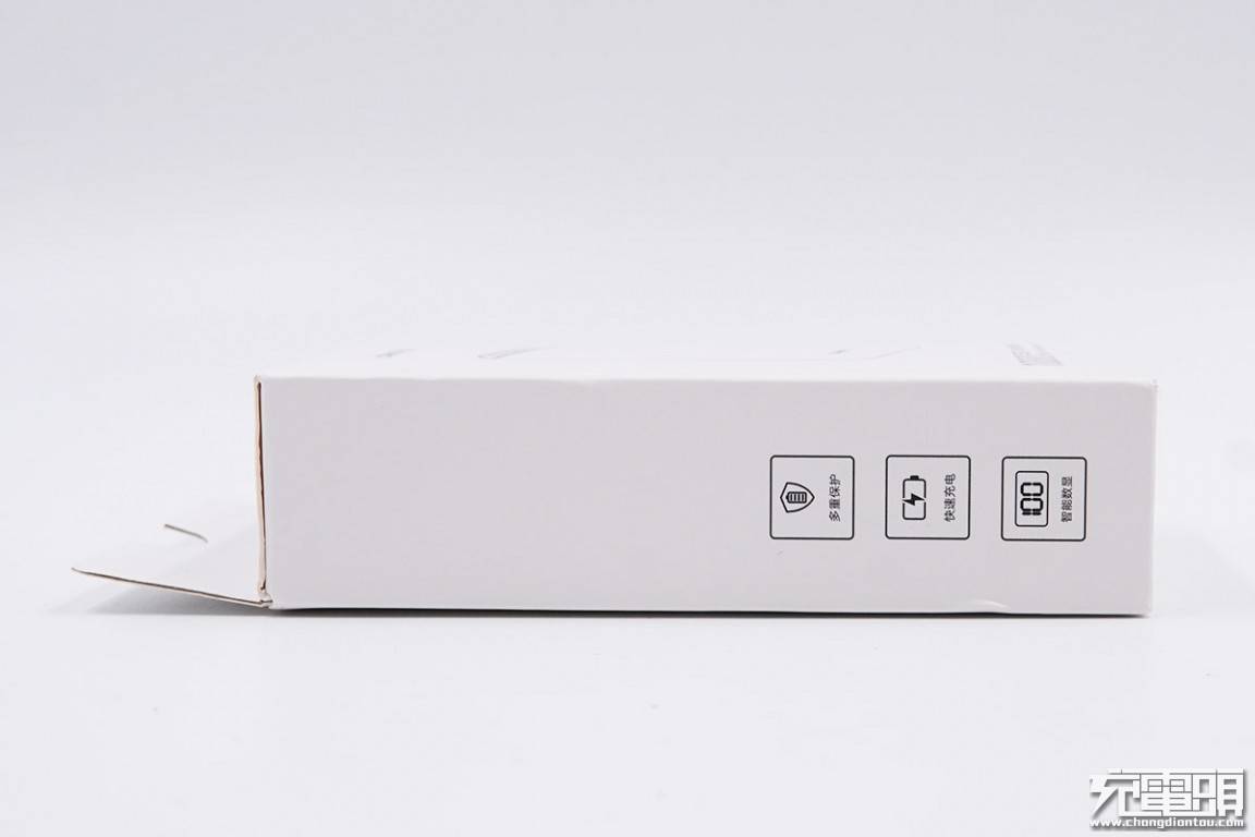 绿联10000mah双向快充移动电源拆解评测报告