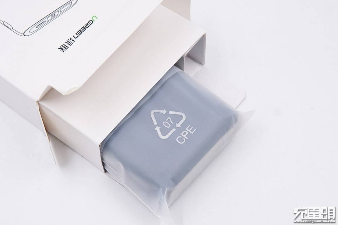 绿联10000mah双向快充移动电源拆解评测报告