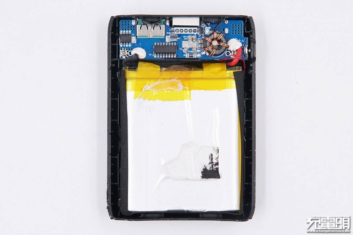 绿联10000mah双向快充移动电源拆解评测报告