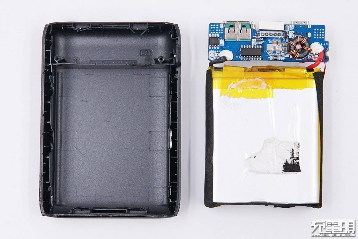 绿联10000mah双向快充移动电源拆解评测报告