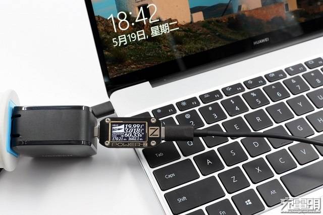 绿联65w氮化镓充电器兼容性测试