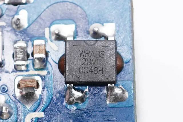 绿联小金刚pd20w充电头拆解评测（下）