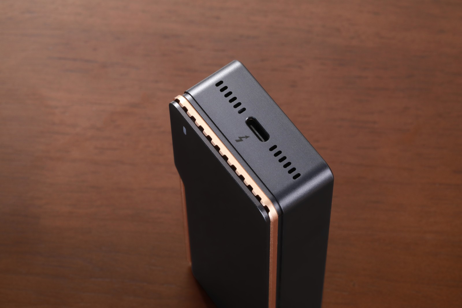 ugreen绿联-更专业更安心的数码品牌