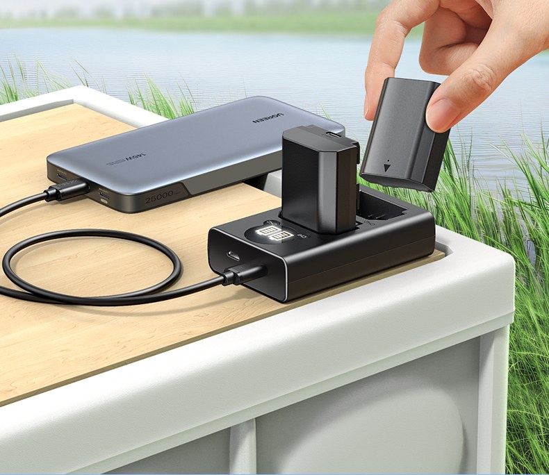 ugreen绿联-更专业更安心的数码品牌 绿联相机电池内部结构展示,高密度锂芯安全可靠