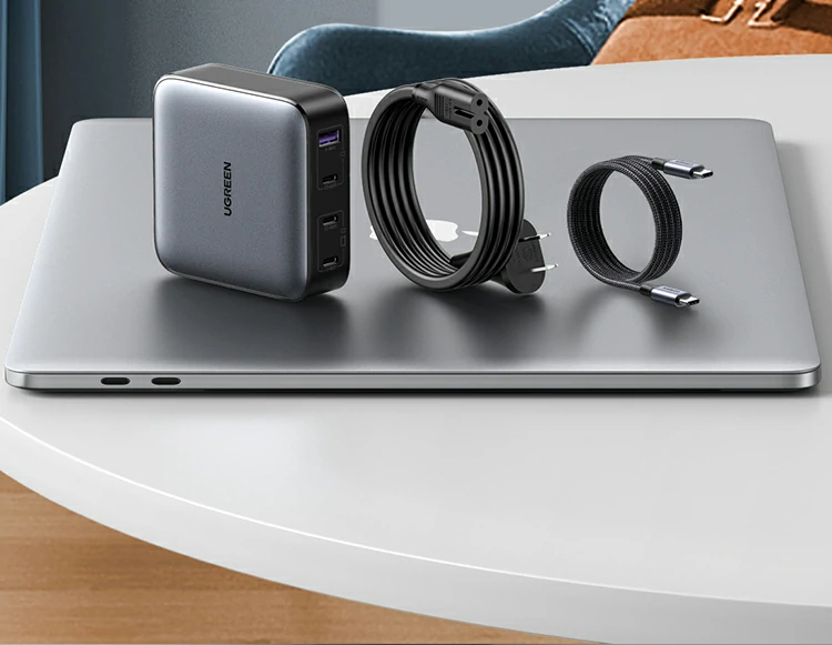 绿联桌面能量站 多设备充电办公桌面展示图 绿联桌面能量站 多设备充电办公桌面展示