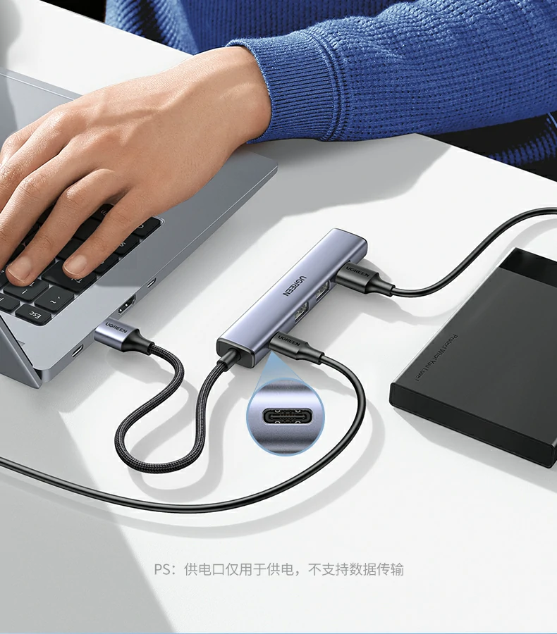 轻巧便携设计 - 方便随身携带,出差办公必备 小巧便携设计展示,轻松放入口袋背包