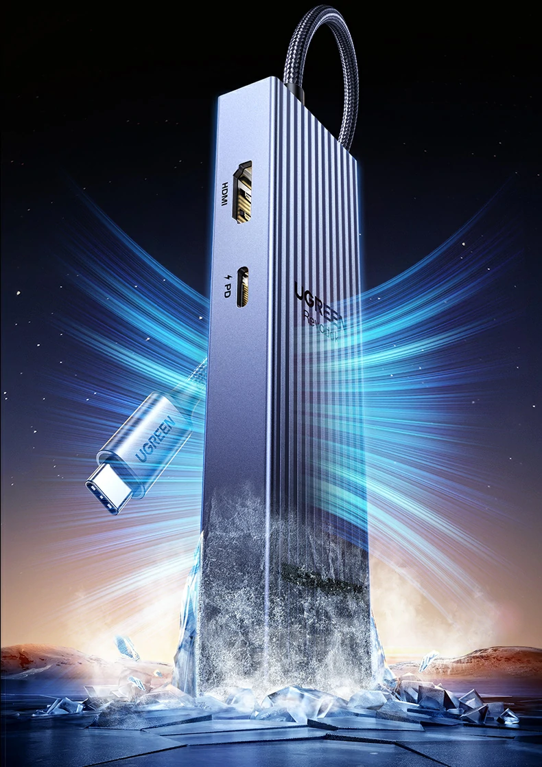 绿联扩展坞办公桌面整体效果