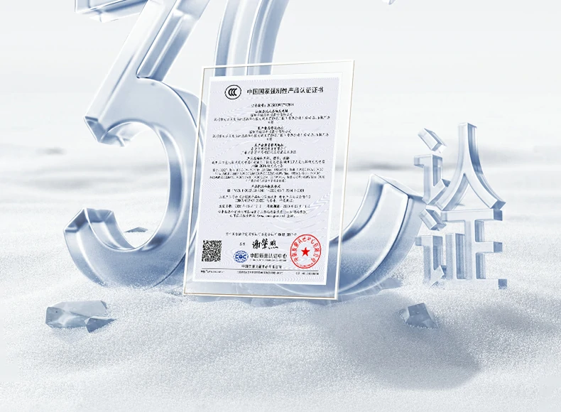 绿联x52745w三口快充头便携外观细节展示